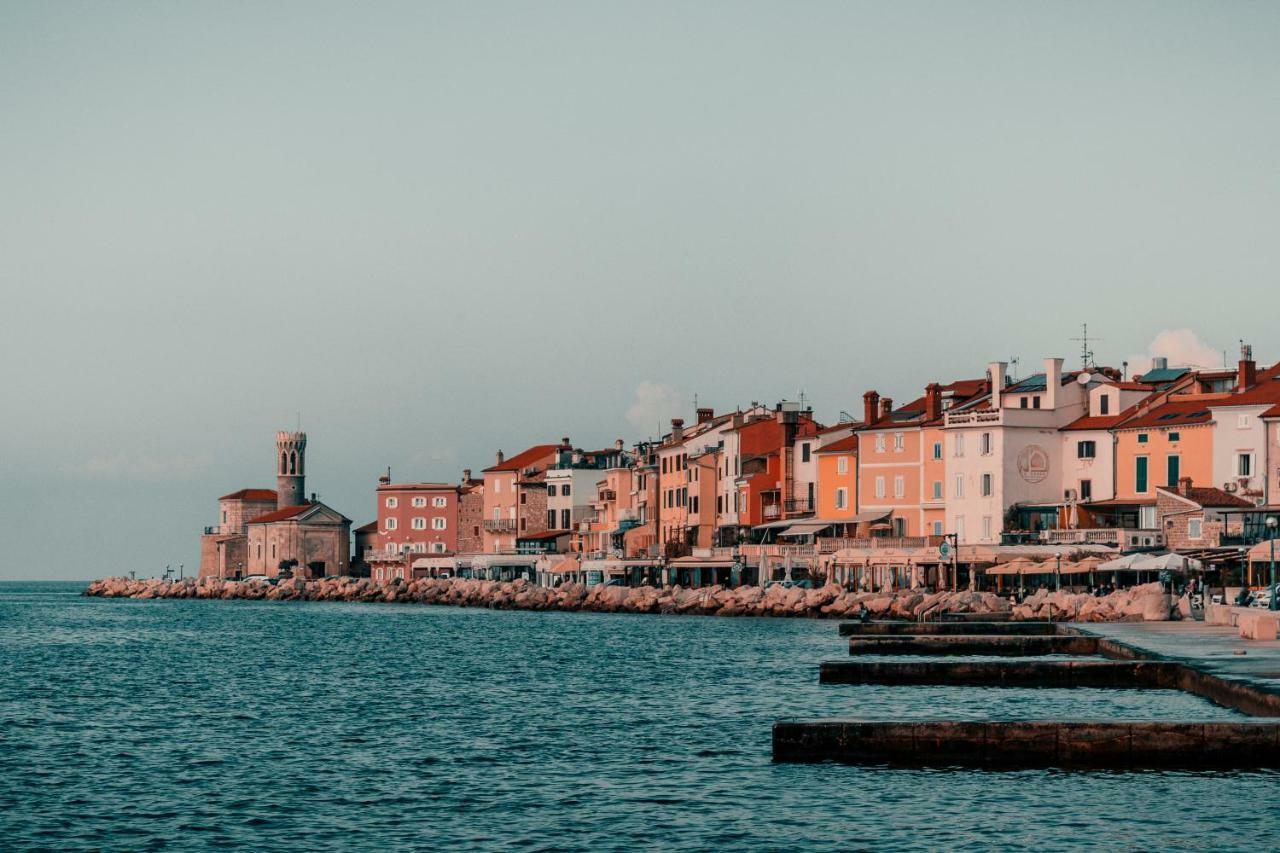 Apartma Remi Pirano Esterno foto