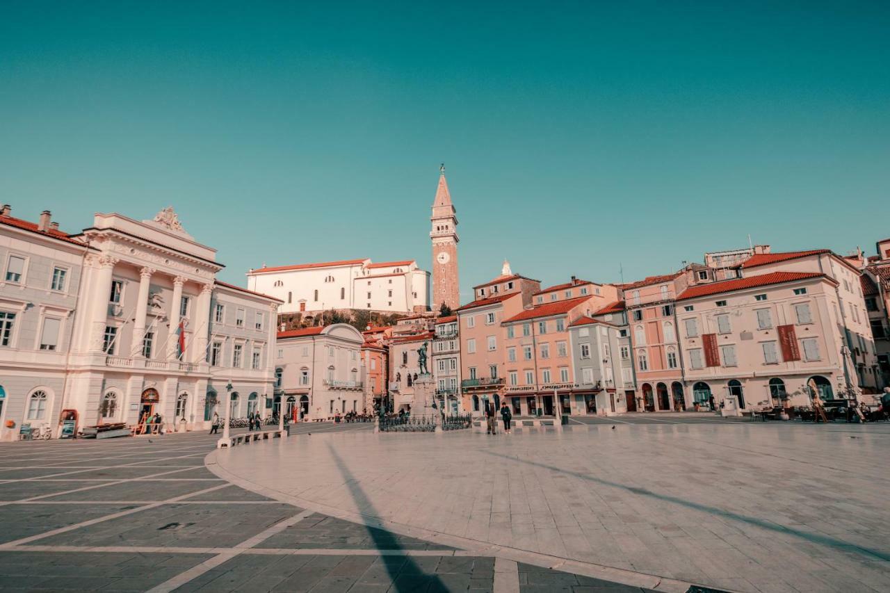 Apartma Remi Pirano Esterno foto