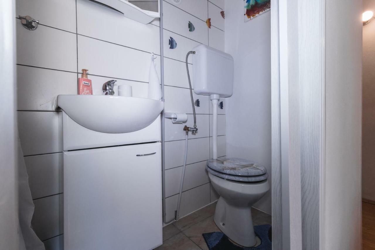 Apartma Remi Pirano Esterno foto